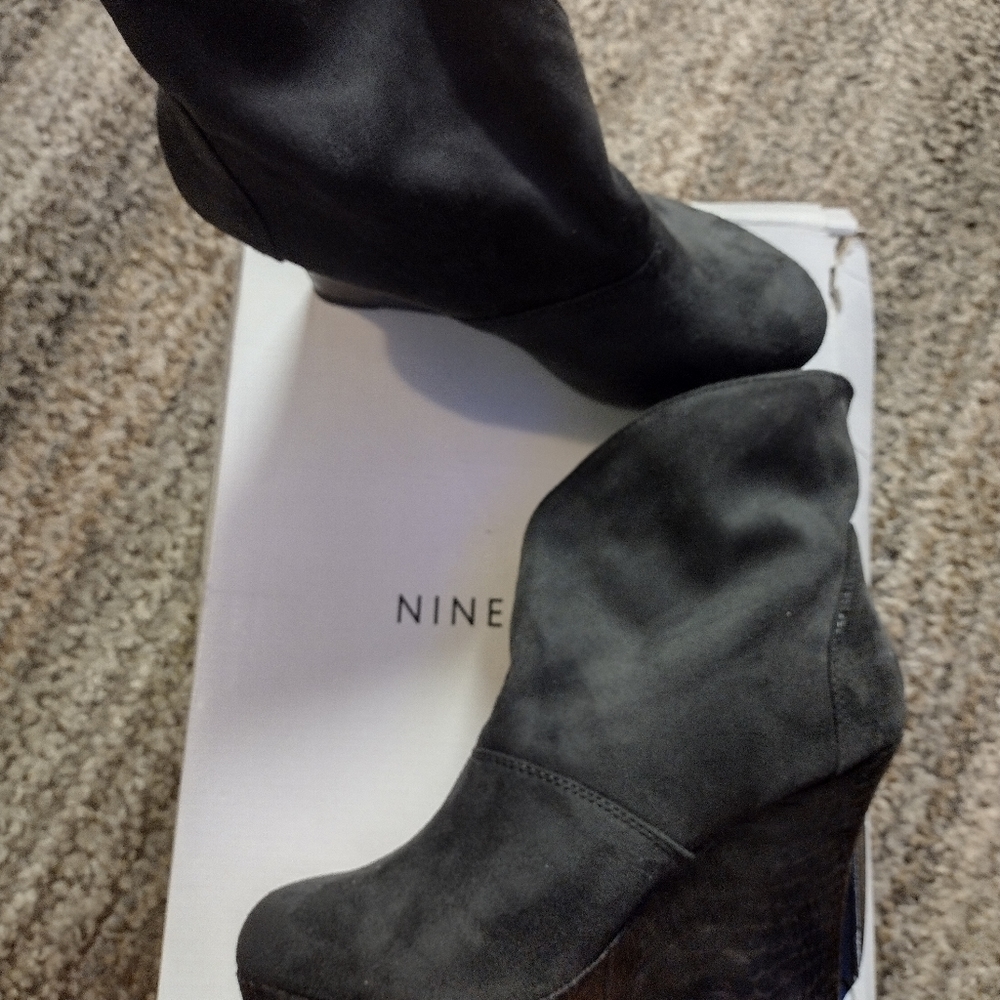 Gray nine west heels